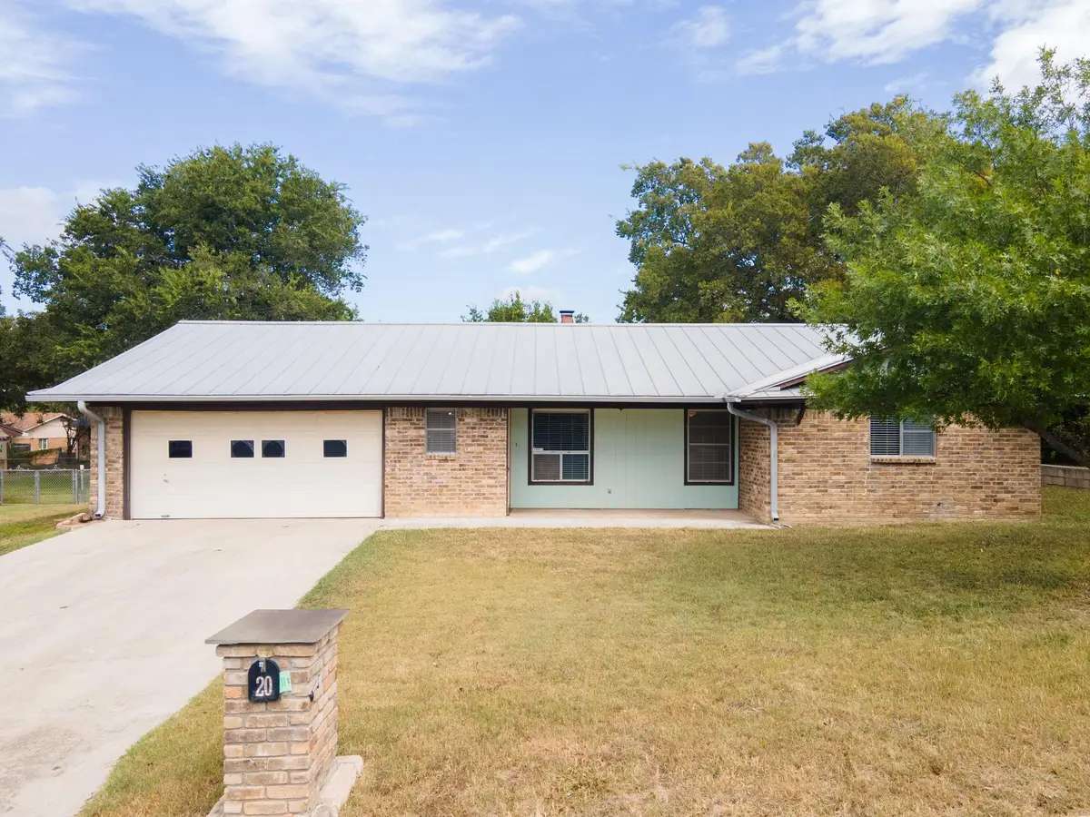 20 Snell Dr, Lampasas, TX 76550 - Image #1