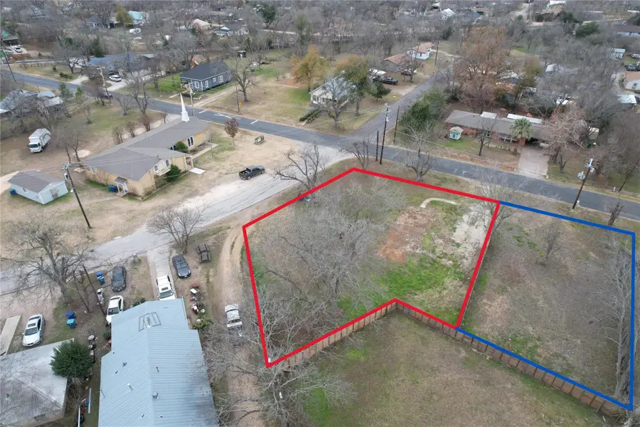 305 Lexington Rd, Elgin, TX 78621 - #2