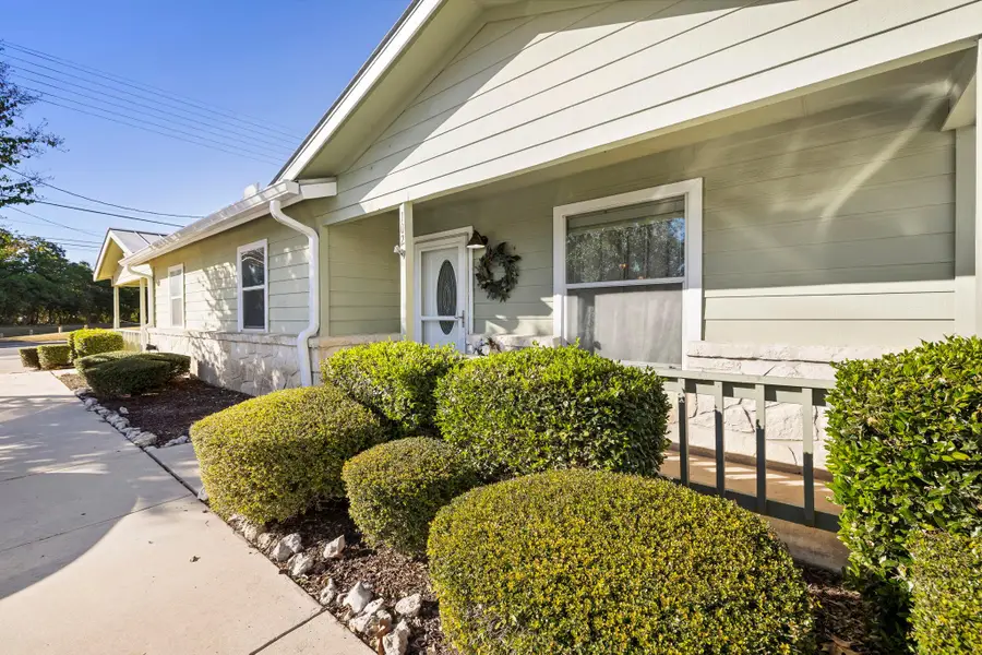 121 S Plant Ave Ave #APT 102, Boerne, TX 78006 - #2