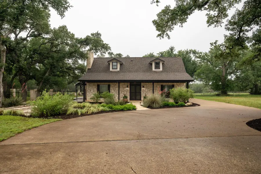 812 Post Oak Dr, Dripping Springs, TX 78620 - #2