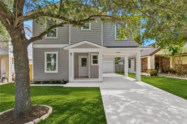 13521 Sea Biscuit Dr, Del Valle, TX 78617