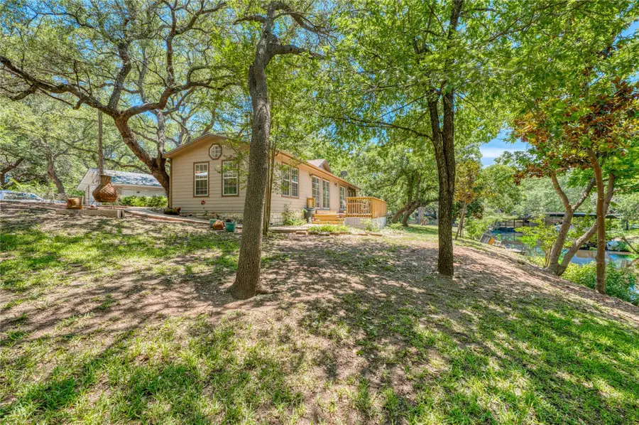 113 Red Bird Dr, Kingsland, TX 78639 - #2