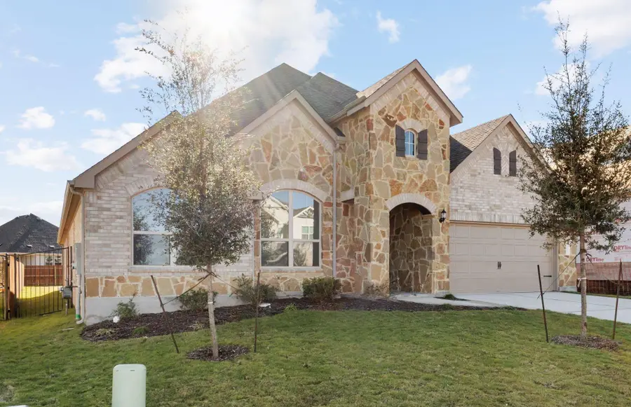 121 Keswick St, Liberty Hill, TX 78642 - Image #2