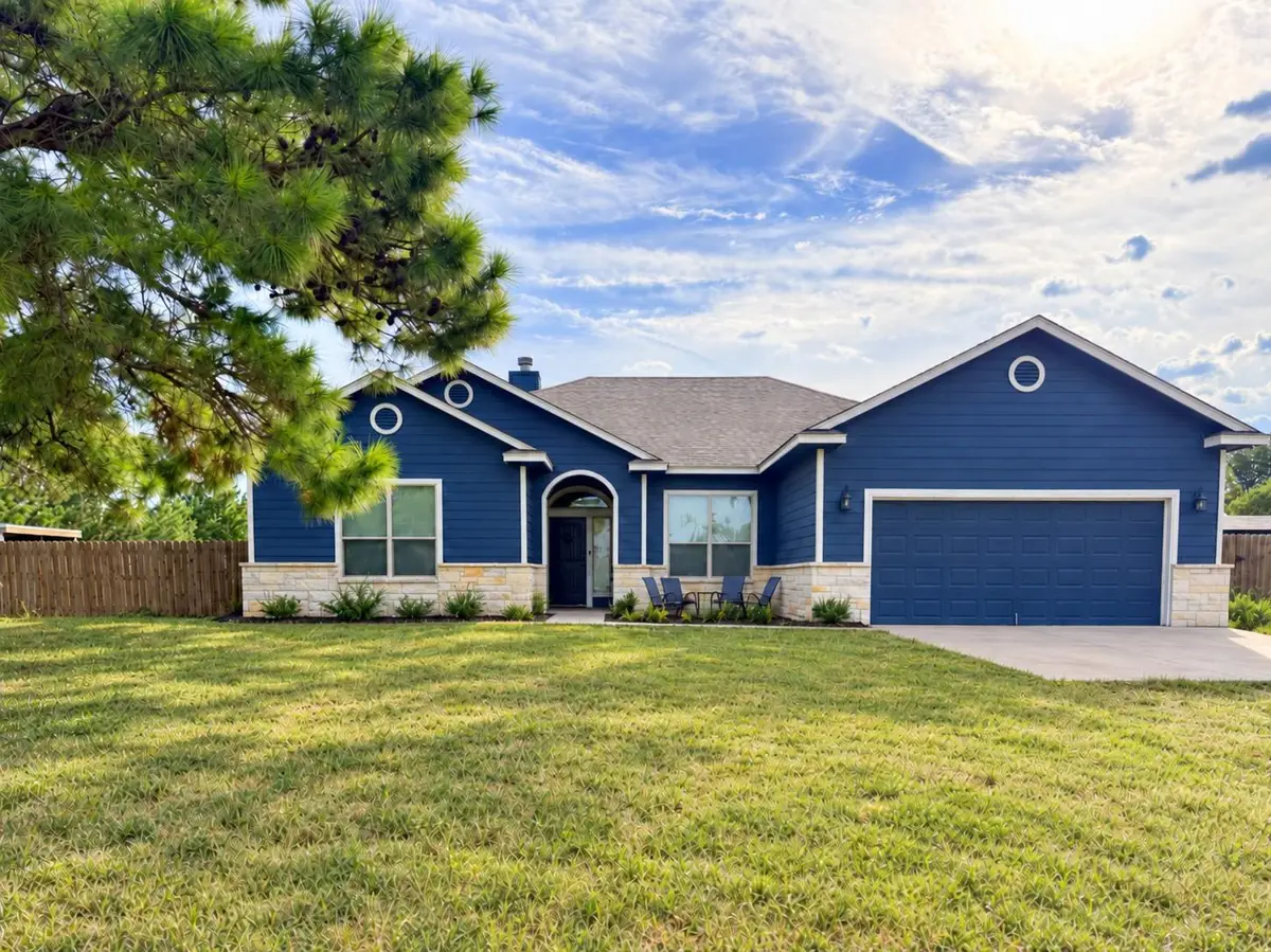 292 Cardinal Dr, Paige, TX 78659 - #1