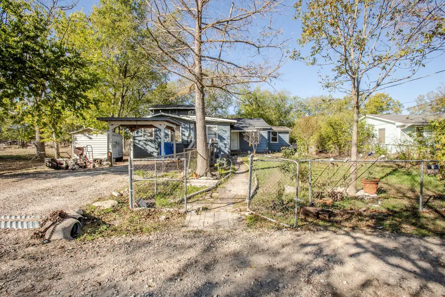 162 Mendoza Ln Ln, Buda, TX 78610 - Image #2