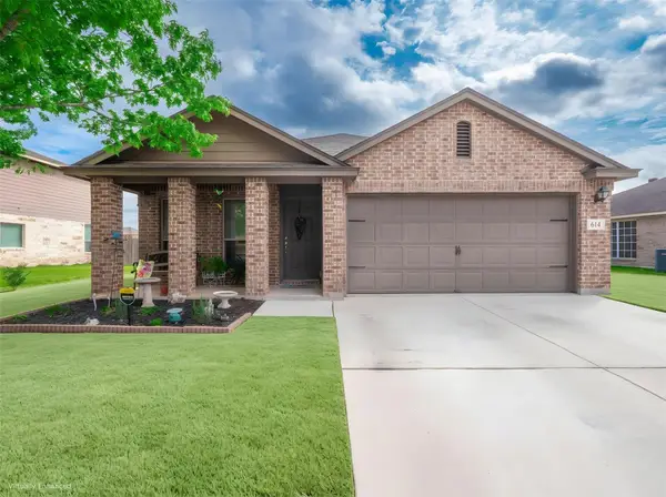 614 Lantana Ave, Lockhart, TX 78644