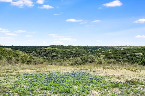 15098 Strader Cir, Lakeway, TX 78734