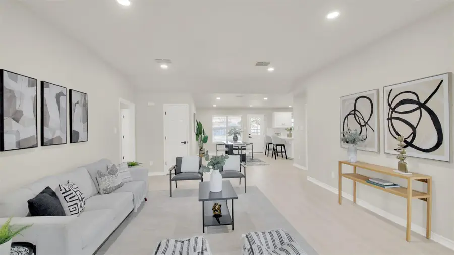 131 Meadow Valley Loop, Jarrell, TX 76537 - #3