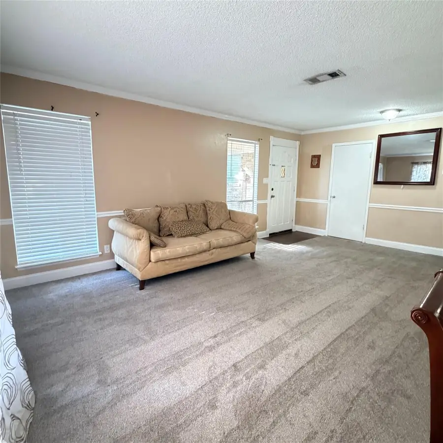 2206 N Murray Ave, Rockdale, TX 76567 - #2