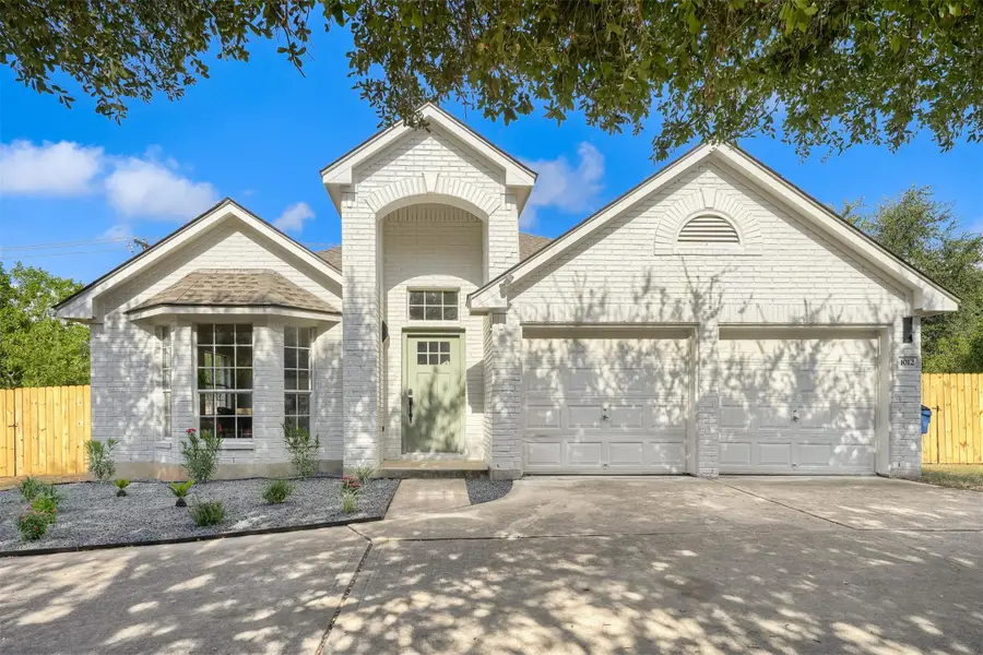 1012 N Railroad Ave, Pflugerville, TX 78660 - #2