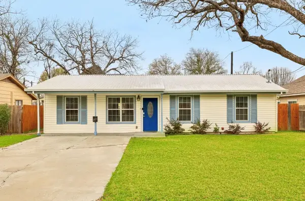 803 E 3rd St, Georgetown, TX 78626