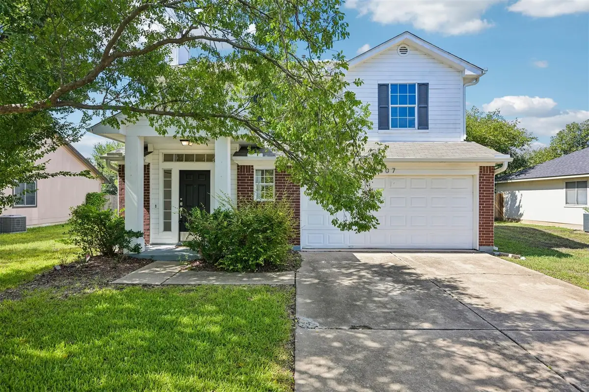 607 Sparkling Brook Ln, Leander, TX 78641 - #1