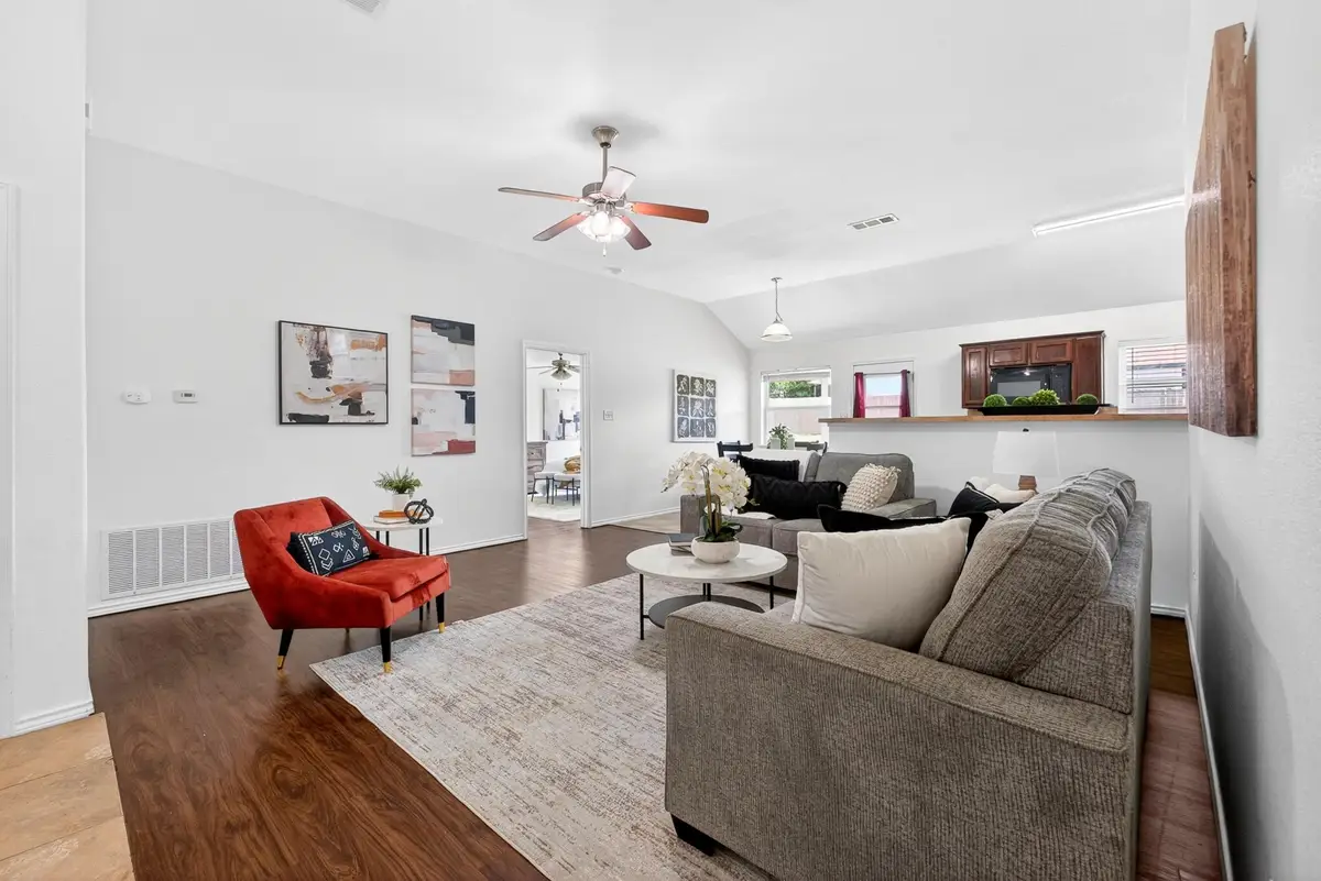 403 Chrislyn St, Troy, TX 76579 - #1