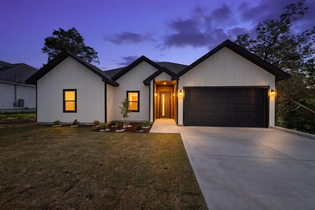 137 N Pohakea Dr, Bastrop, TX 78602 - #1
