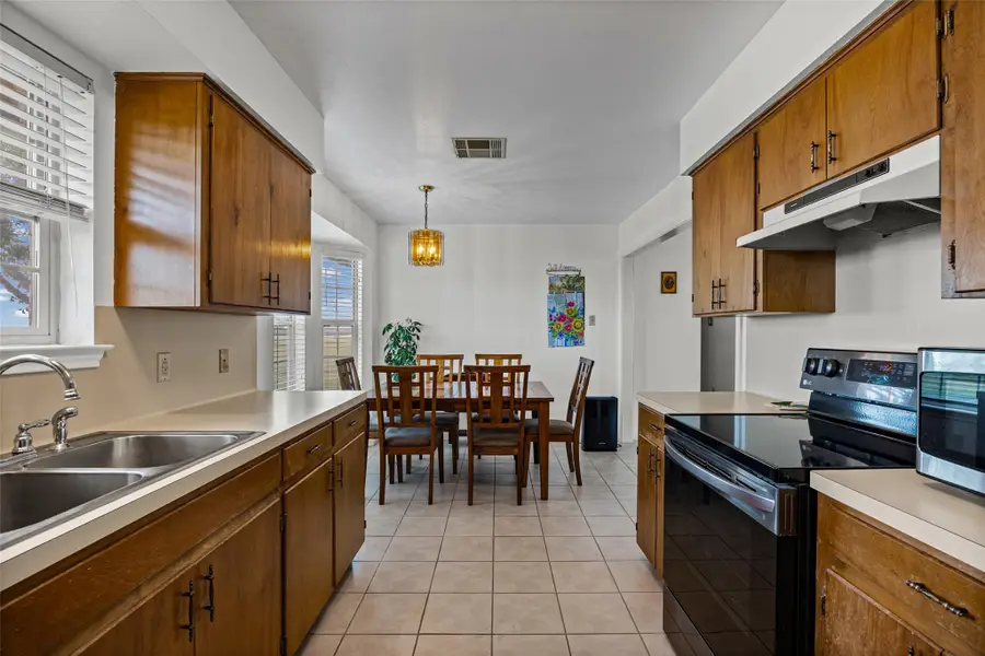 403 County View Rd, Lockhart, TX 78644 - #3