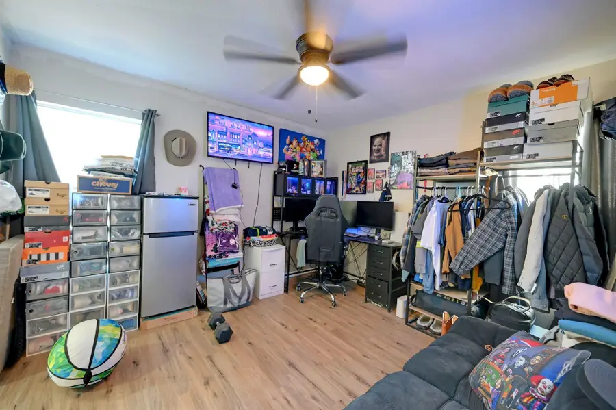 6319 & 6321 Worchester Knl, San Antonio, TX 78233 - Image #3