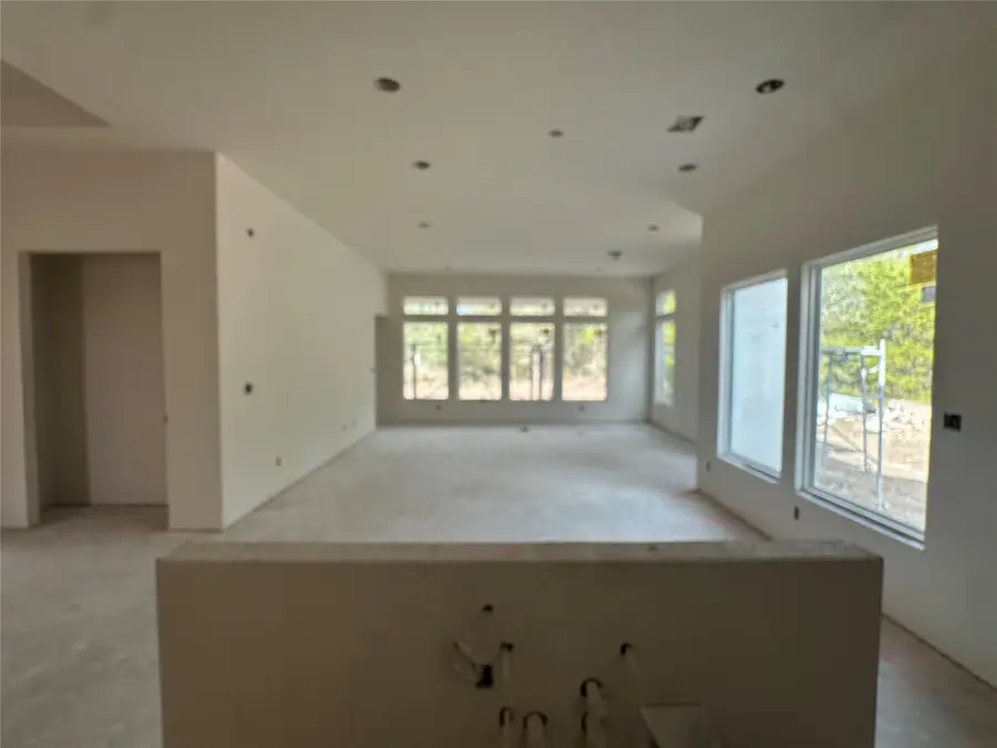 184 William Hersee Dr, Bastrop, TX 78602 - Image #2