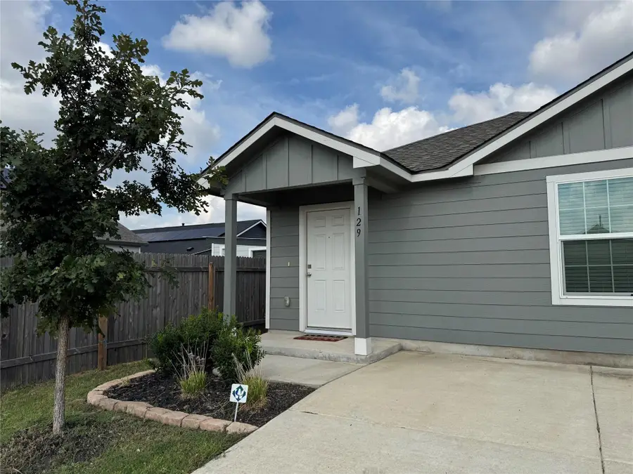 129 Tufted Duck Path, Uhland, TX 78640 - #3