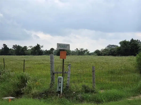134 Prairie Ln, Elgin, TX 78621
