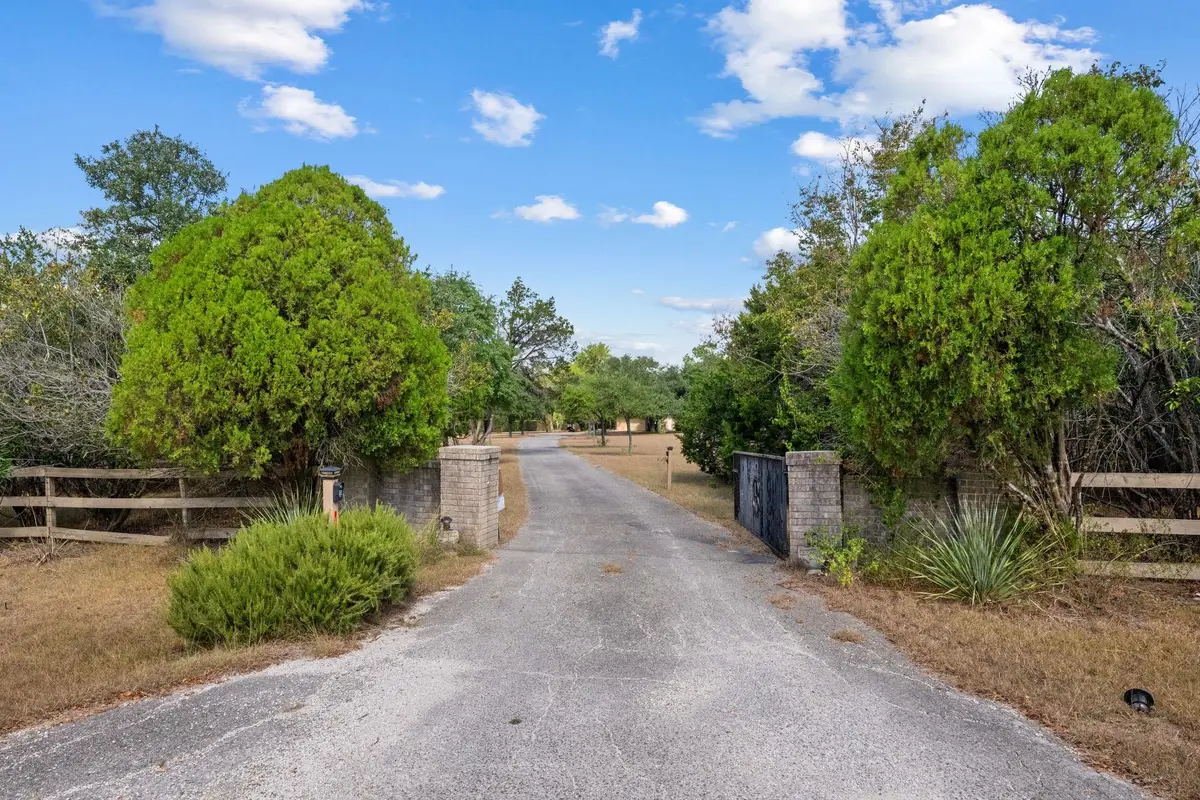 1031 N Sunset Canyon Dr, Dripping Springs, TX 78620 - Image #1