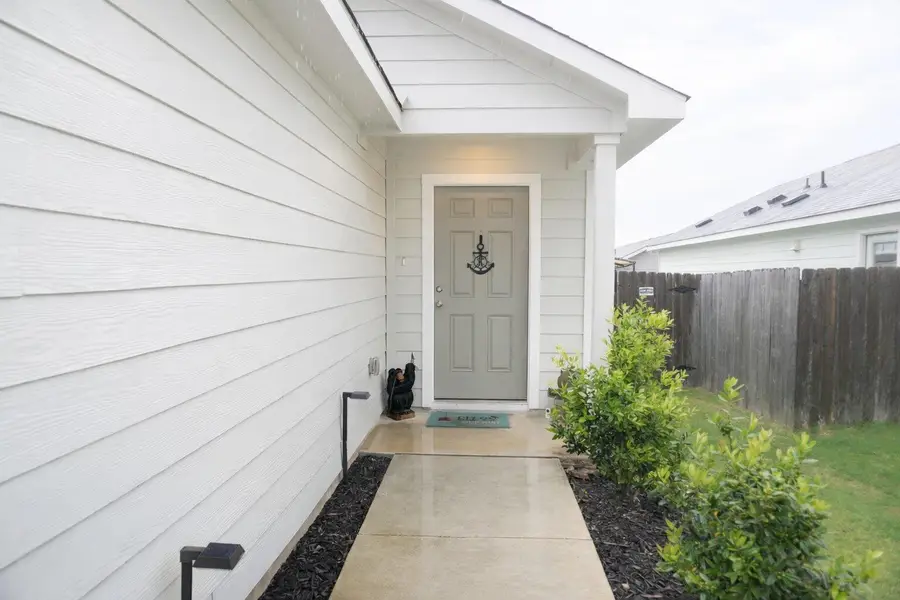 609 Marty Allen Loop, Jarrell, TX 76537 - #3