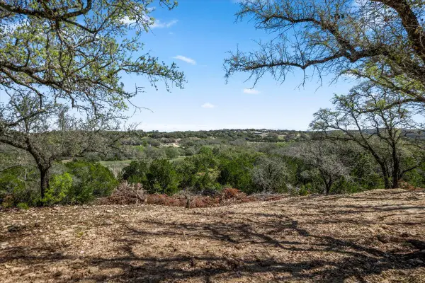 25723 Hamilton Pool Rd, Round Mountain, TX 78654