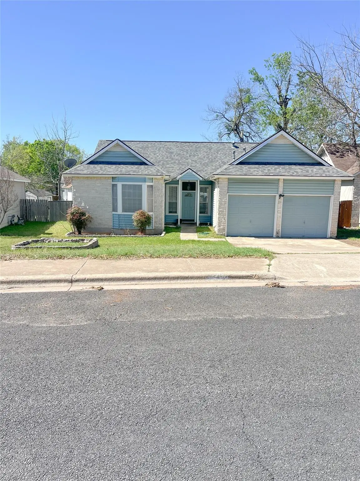 2201 Crownspoint Dr, Austin, TX 78748 - #1