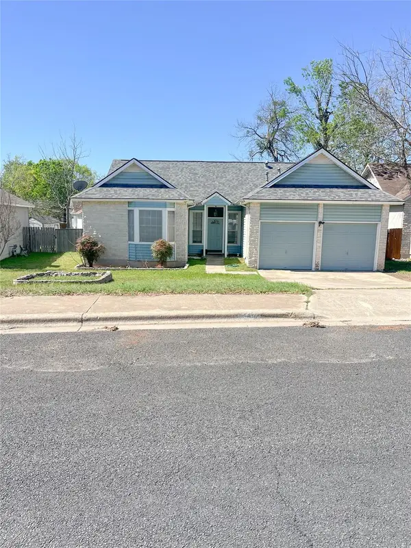 2201 Crownspoint Dr, Austin, TX 78748