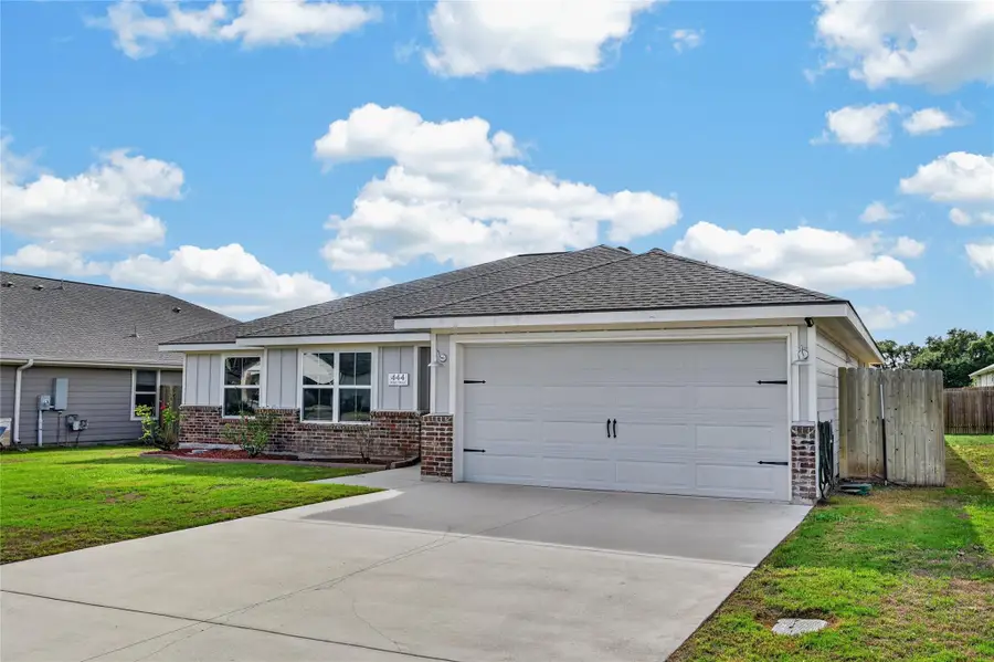 444 Dove Trl, Bertram, TX 78605 - #2