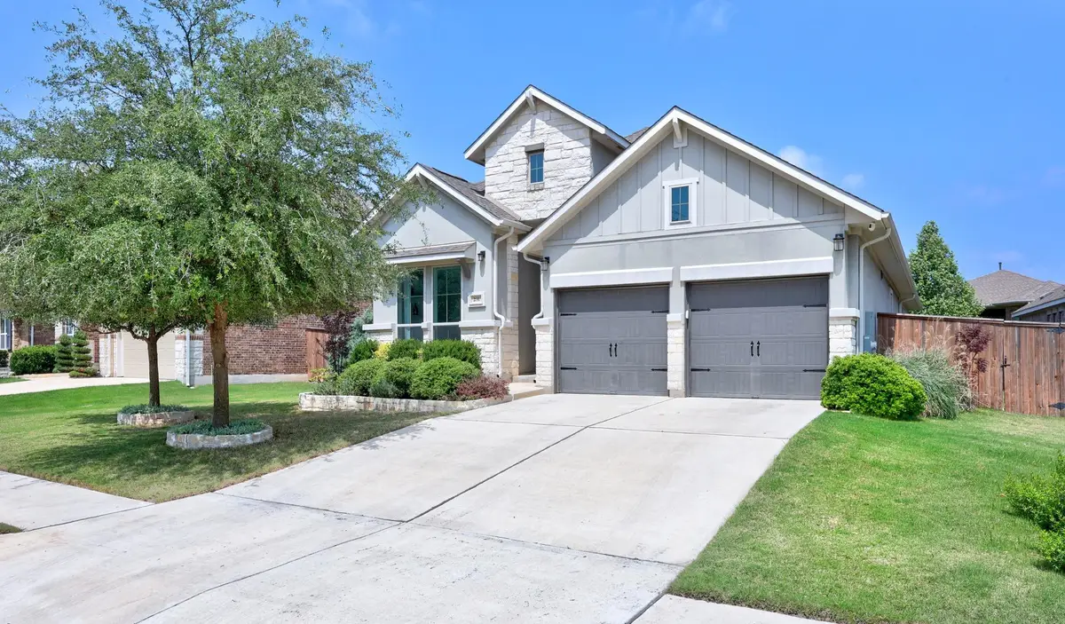 231 Krupp Ave, Liberty Hill, TX 78642 - #1