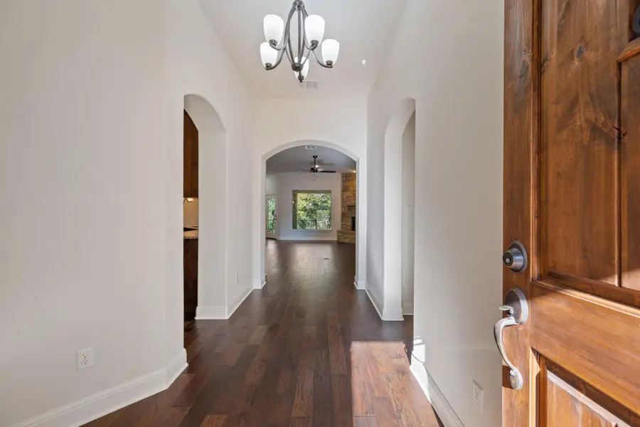 102 Cedar Glen Cv, Austin, TX 78734 - Image #2