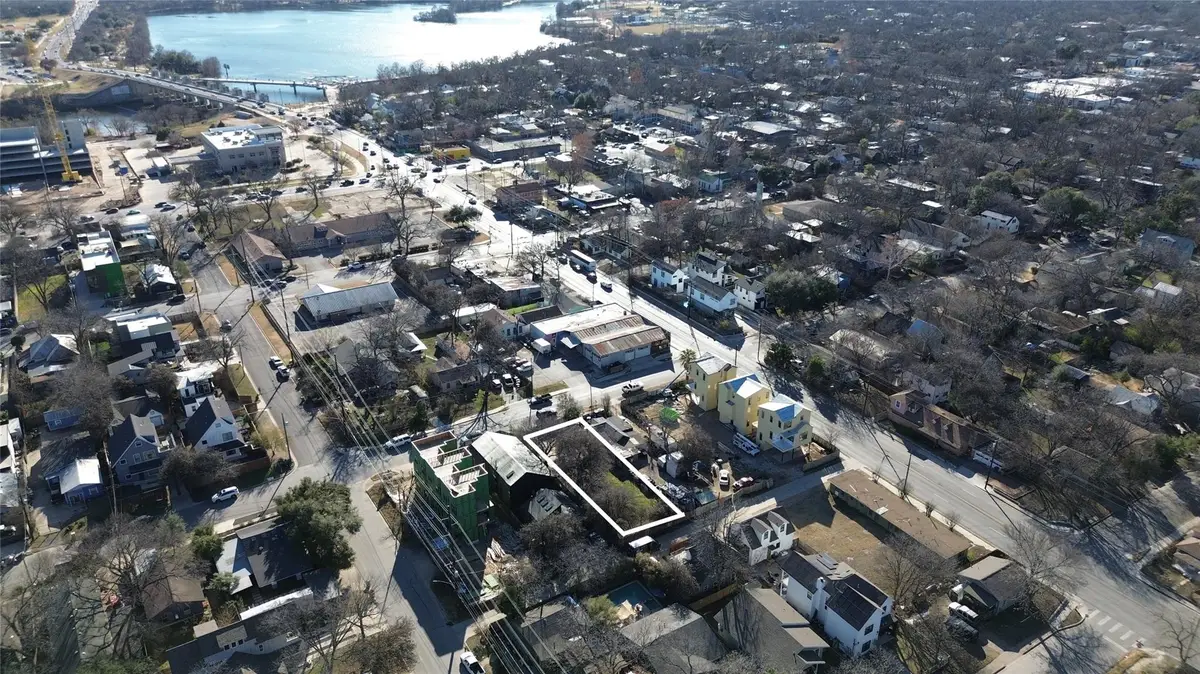 2806 E 3rd St, Austin, TX 78702 - #1