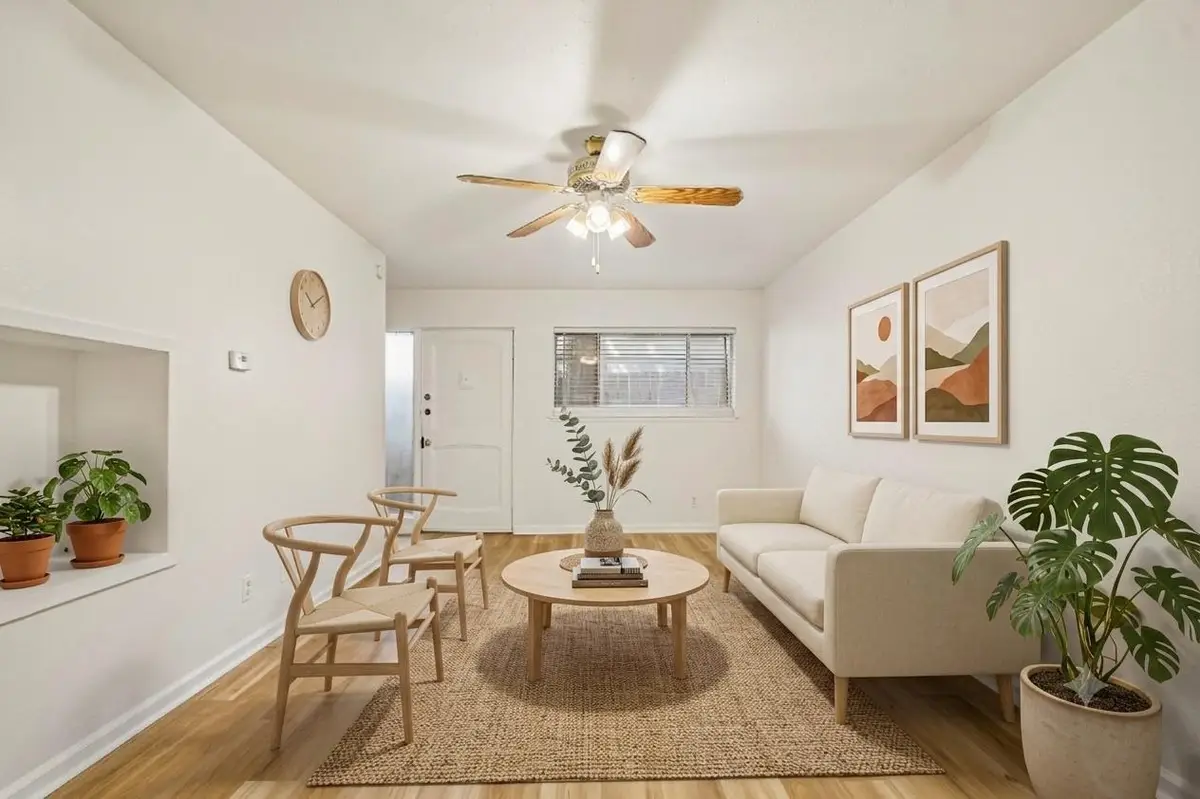 2413 Leon St #104, Austin, TX 78705 - #1