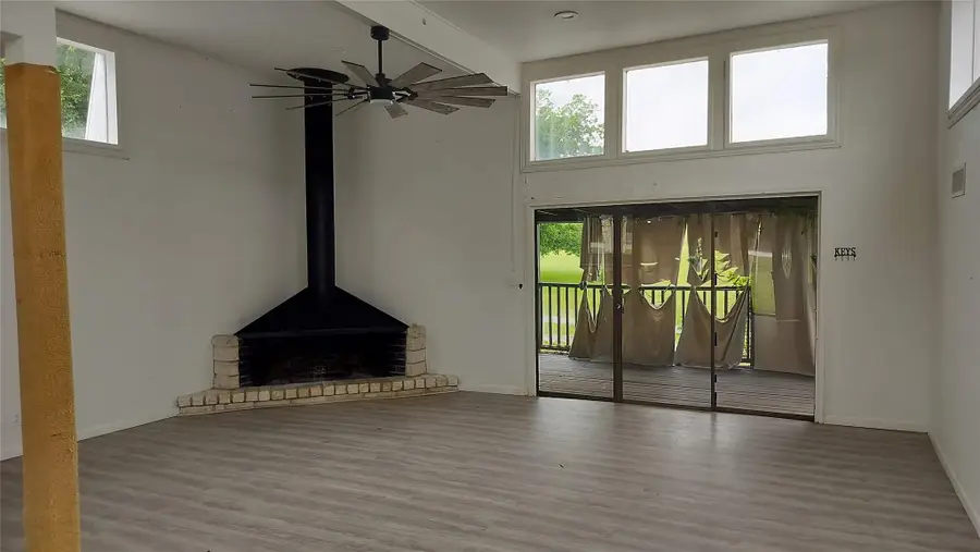 20707 Greenpark Dr, Lago Vista, TX 78645 - #2