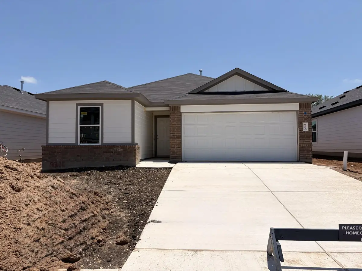 9305 Corvallis Dr, Austin, TX 78747 - #1