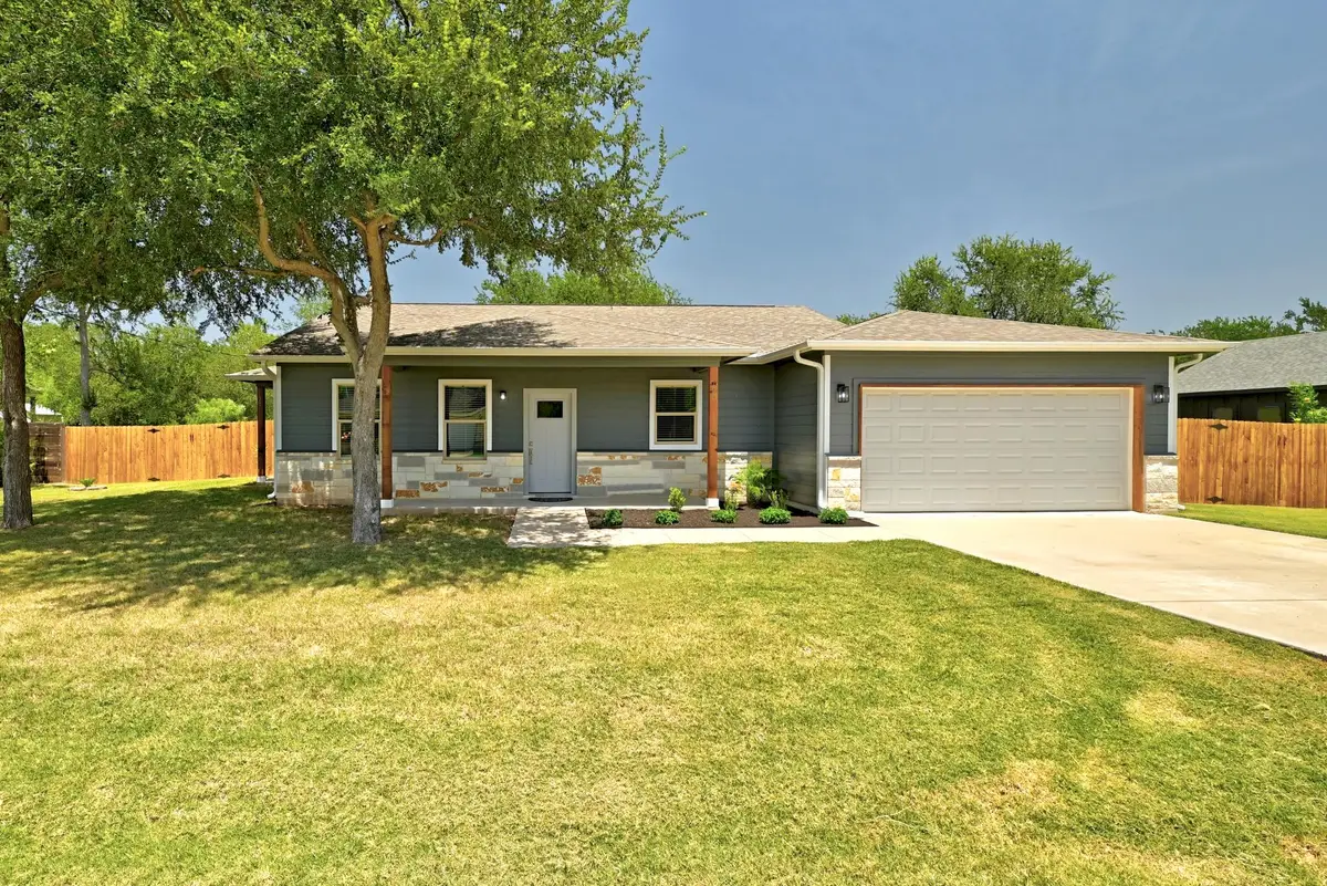 120 Waianae Ct, Bastrop, TX 78602 - #1