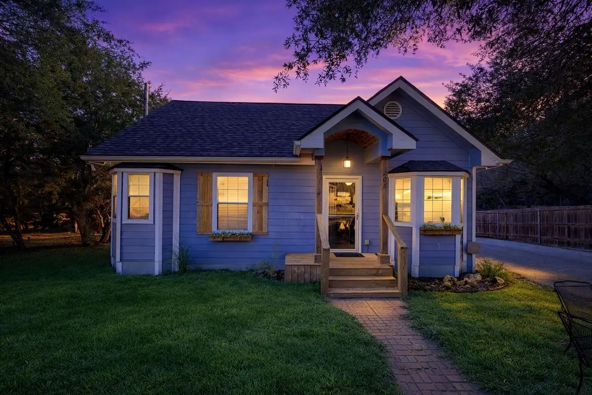 205 Woodridge, Canyon Lake, TX 78133 - #1