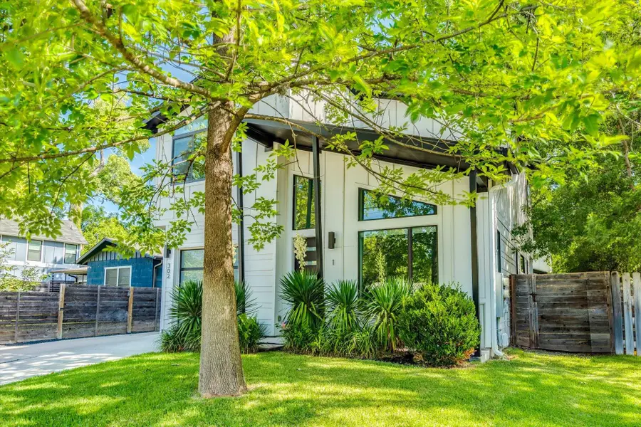 302 Irma Dr #1, Austin, TX 78752 - #2