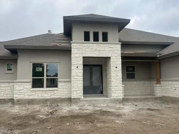 321 Lazy Creek Dr, Georgetown, TX 78628