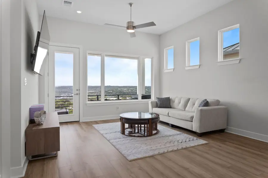 8 Doverland Dr, Austin, TX 78738 - #2