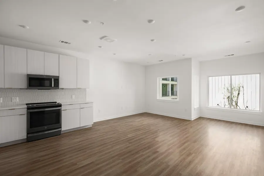 4802 S Congress Ave #213, Austin, TX 78745 - #2