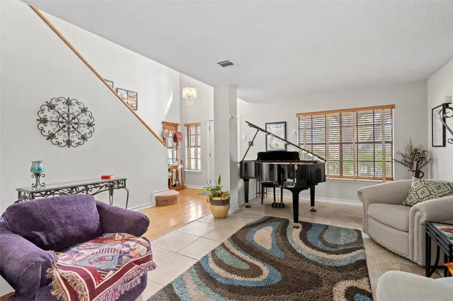 17500 Klamath Falls Dr, Round Rock, TX 78681 - Image #3