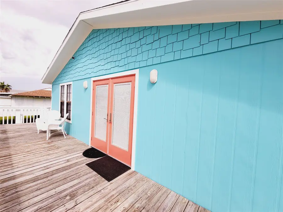 16606 John Davis Rd, Jamaica Beach, TX 77554 - #2