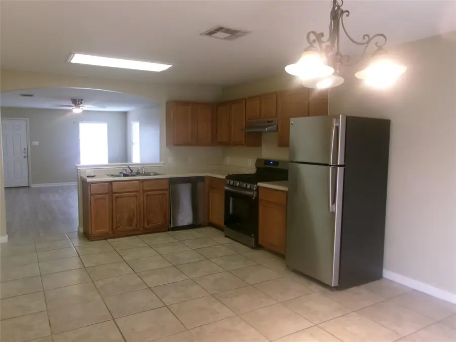 17611 Wiseman Dr, Pflugerville, TX 78660 - Image #3