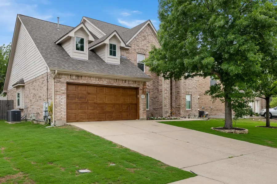 202 Nick Price Loop, Round Rock, TX 78664 - #2