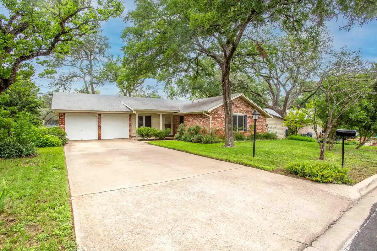 1912 Parkside Ln, Austin, TX 78745 - #1