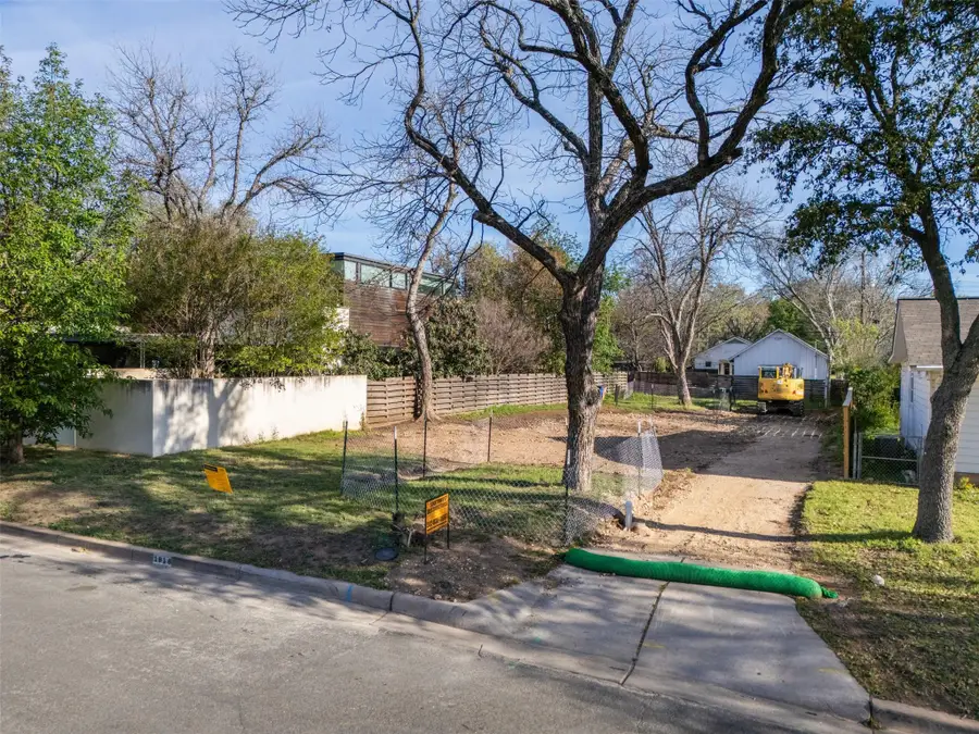 1916 W 38th St, Austin, TX 78731 - #3
