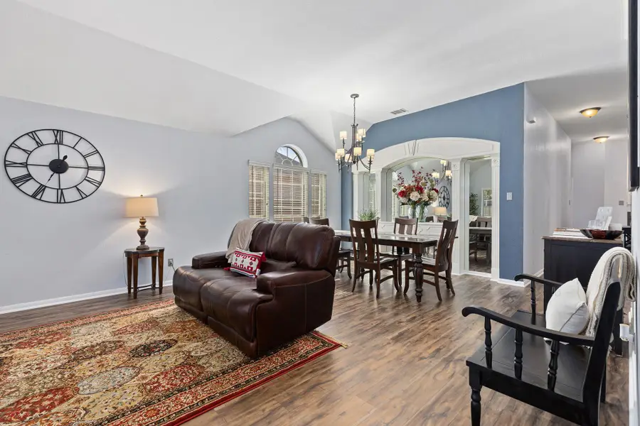 807 Yale Dr, Pflugerville, TX 78660 - #3