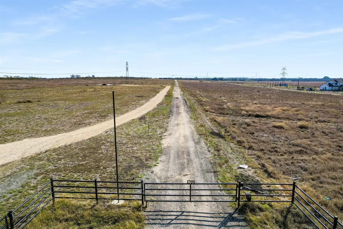 1795 Scull Rd, San Marcos, TX 78666 - Image #1