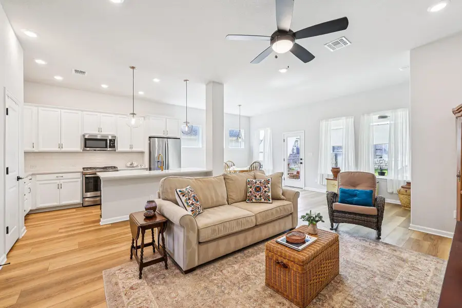 118 Cibolo Creek Loop, Bastrop, TX 78602 - Image #3